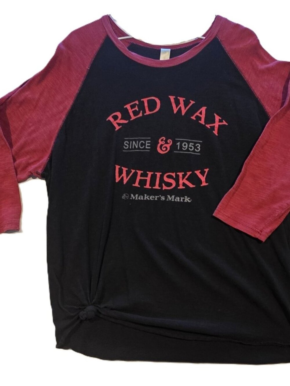 *Maker's Mark "Red Wax Since 1953" 3/4-Sleeve Raglan Baseball Tee*